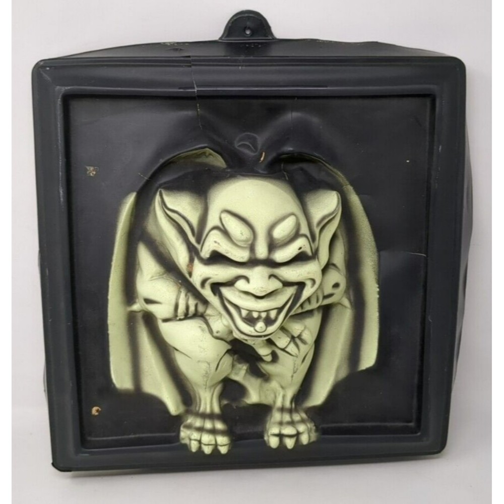 R Marino 1994 Halloween Gargoyle Glow In The Dark Illusions Wall Hanging Vintage